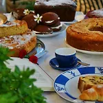 Antico Casale Bed & Breakfast 3*