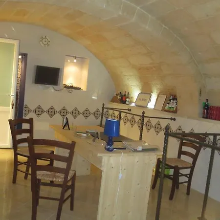 Bed & Breakfast Antico Casale 3*